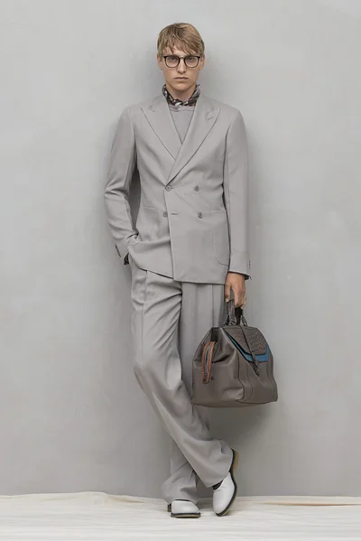 Look 28